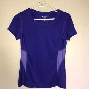 Workout T-shirt, purple, size small